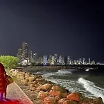 Morros 922 una alcoba Edificio frente al mar